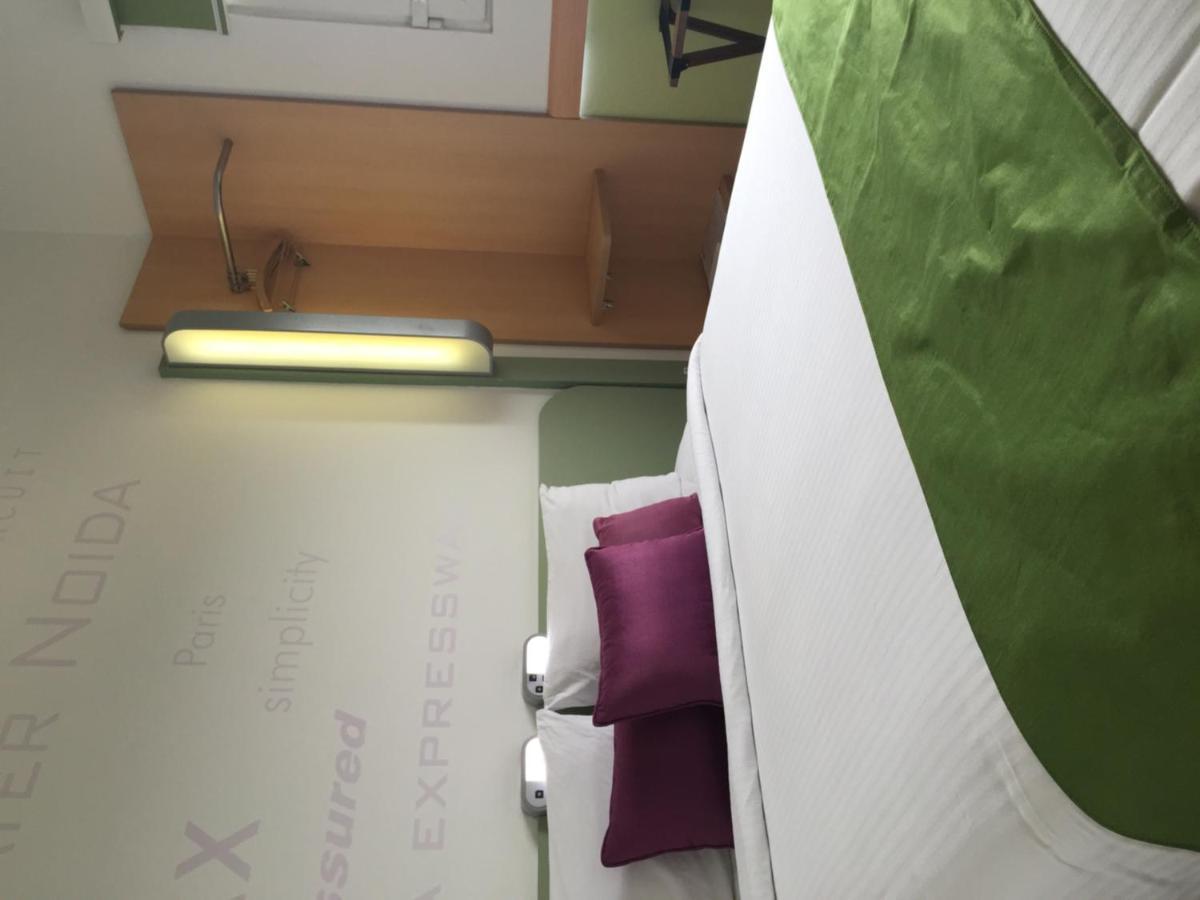 Hotel Caspia Pro Greater Noida Kültér fotó