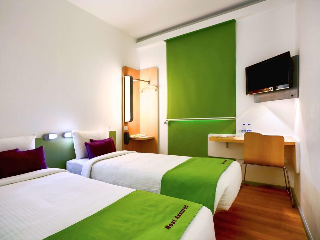 Hotel Caspia Pro Greater Noida Kültér fotó