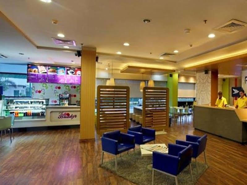 Hotel Caspia Pro Greater Noida Kültér fotó