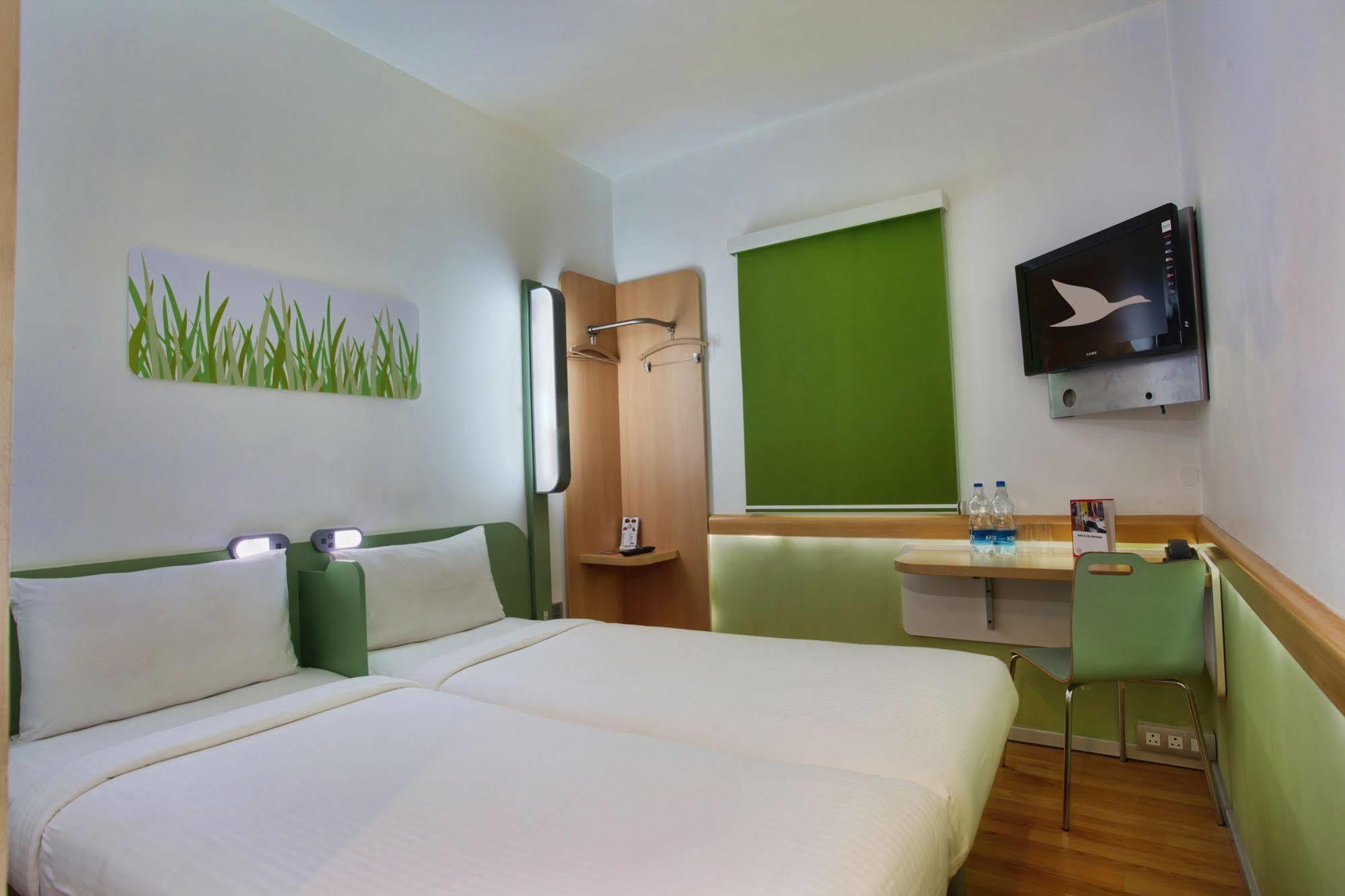 Hotel Caspia Pro Greater Noida Kültér fotó